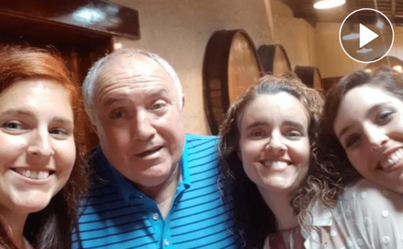 José Iván García Buelga, junto a sus tres hijas en una imagen de archivo (Foto Canarias7)